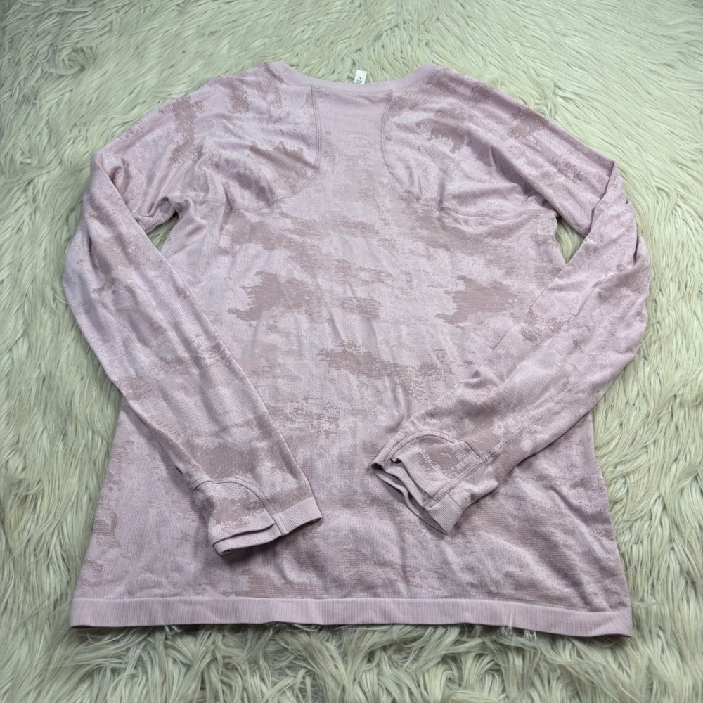 Athleta Women's L Pink Momentum Camo Long Sleeve Top Running Gym Lifting